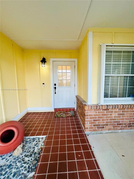 15016 SW 139th Place, Miami, FL 33186