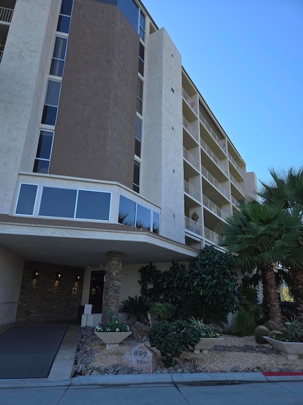 899 Island Dr Unit 110, Rancho Mirage, CA 92270