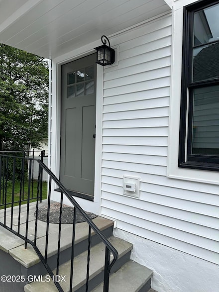 69 Cos Cob Ave Unit 2nd Floor, Cos Cob, CT 06807