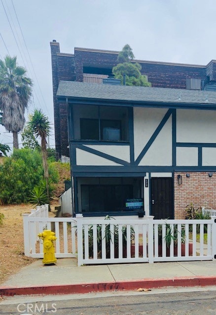 1069 Donahue St, San Diego, CA 92110