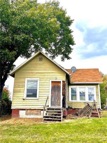 1919 Leyner St, Des Moines, IA 50314