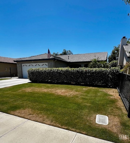 315 Fern Meadow Dr, Bakersfield, CA 93308