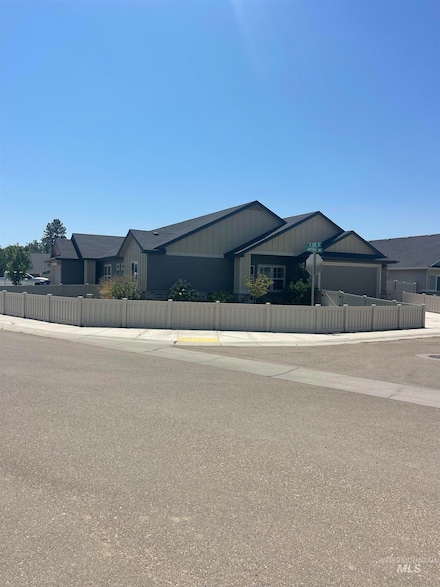 1500 Cantebria Way, Payette, ID 83661