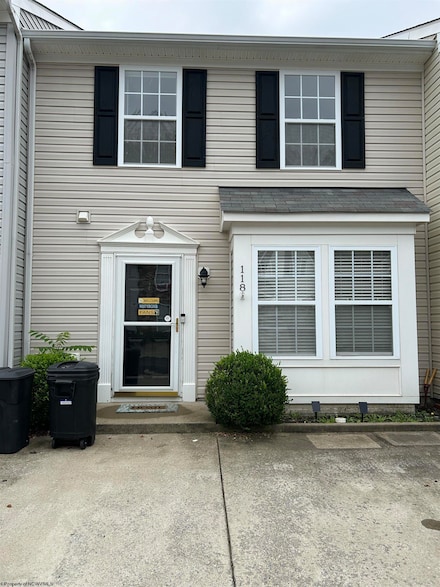 118 Park Place Dr, Morgantown, WV 26508