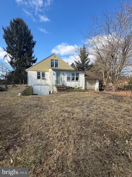406 N Union St, Kennett Square, PA 19348