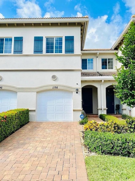 1198 Paisley Ct, Lake Worth, FL 33461