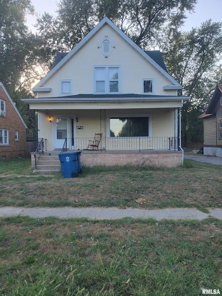 1033 N 8th St, Springfield, IL 62702