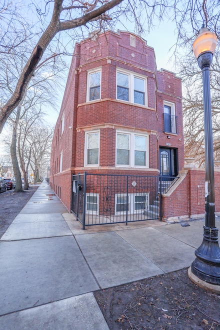 2877 W 23rd St Unit 1R, Chicago, IL 60608