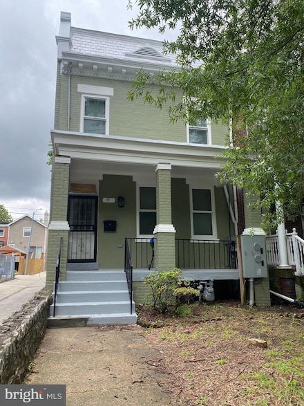 37 Michigan Ave NE, Washington, DC 20002