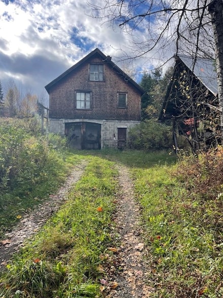88 Coles Rd, Charleston, VT 05833