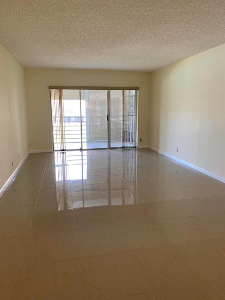 3212 Strawflower Way Unit 204, Lake Worth, FL 33467