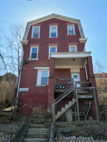 1508 Ridge Ave, Braddock, PA 15104