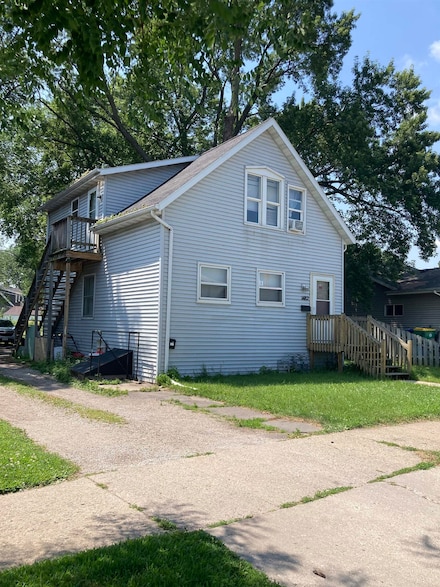 1482 Elm St, Green Bay, WI 54302