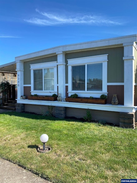 4348 Essex St SE, Salem, OR 97317