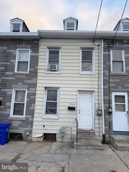 1305 Cotton St, Reading, PA 19602