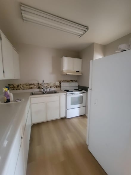 1311 W 82nd St Unit C, Bloomington, MN 55420