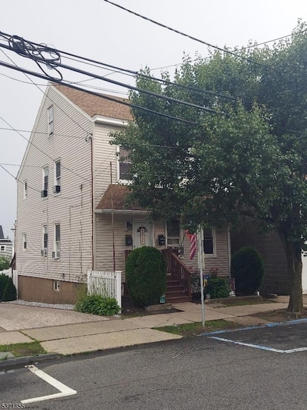 330 N 10th St, Prospect Park, NJ 07508