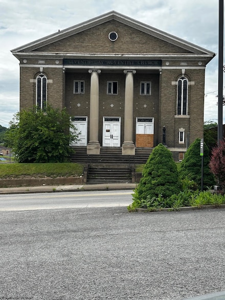 614 W Main St, Clarksburg, WV 26301