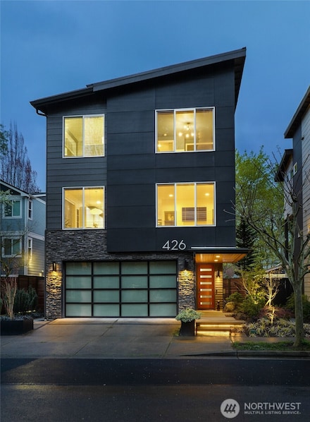 426 3rd Ct NW, Issaquah, WA 98027