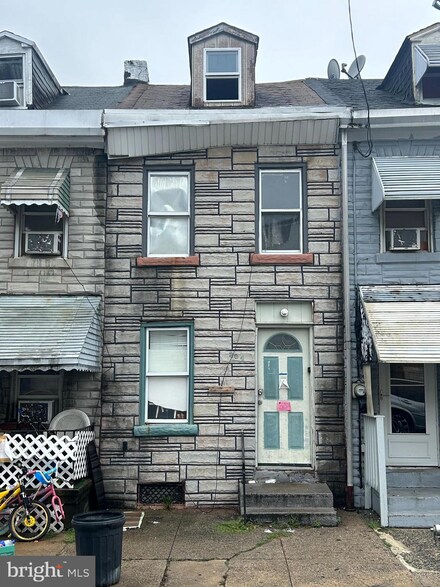 304 S 11th St, Reading, PA 19602