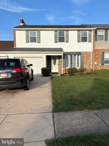 6369 Powder Horn Ct, Bensalem, PA 19020