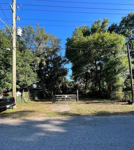 9404 Teak St, New Port Richey, FL 34654