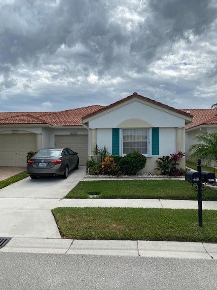 15427 Watershore Ln, Delray Beach, FL 33484