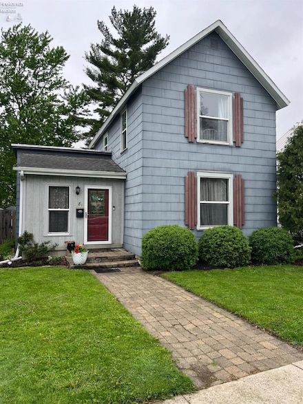 81 Melissa St, Tiffin, OH 44883