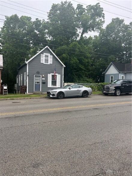 117 W Silver St, Lebanon, OH 45036