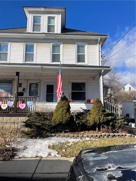 717 Pen Argyl St, Pen Argyl, PA 18072
