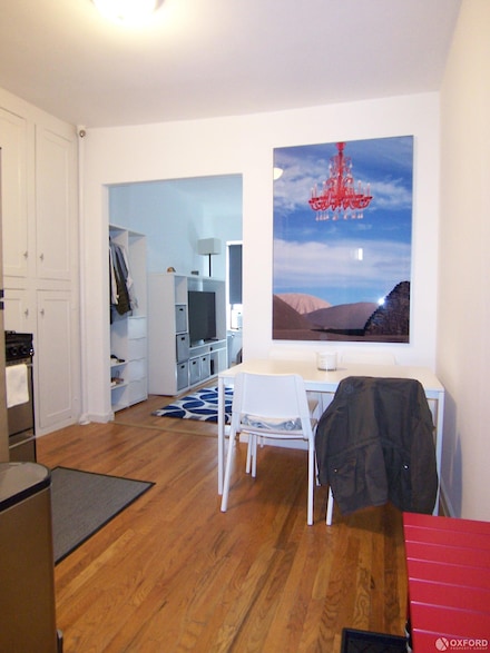 445 W 49th St Unit 5B, New York, NY 10019