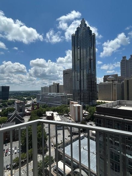 400 W Peachtree St NW Unit 2206, Atlanta, GA 30308