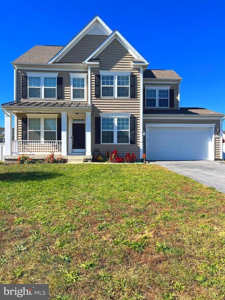 378 McWharton Way, Bunker Hill, WV 25413