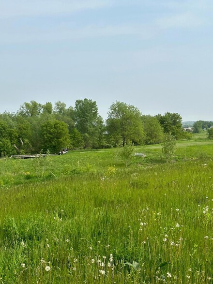 505 Golfview Ave, Zumbrota, MN 55992