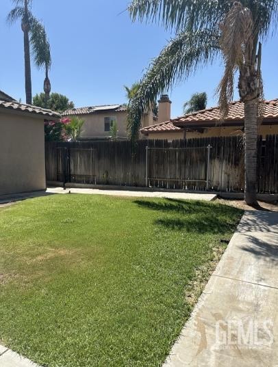 229 Villa Elegante Dr, Bakersfield, CA 93314