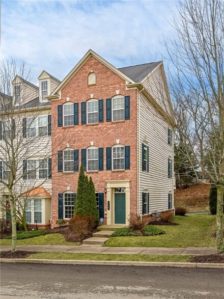 325 Wealdstone Rd, Cranberry Township, PA 16066