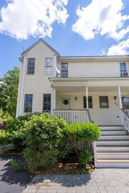 46 Wigwam Hill Dr, Worcester, MA 01605