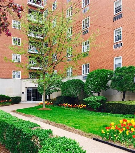 4601 5th Ave Unit 625, Pittsburgh, PA 15213