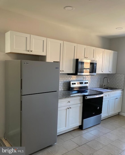 7034 N Broad St Unit 2, Philadelphia, PA 19126