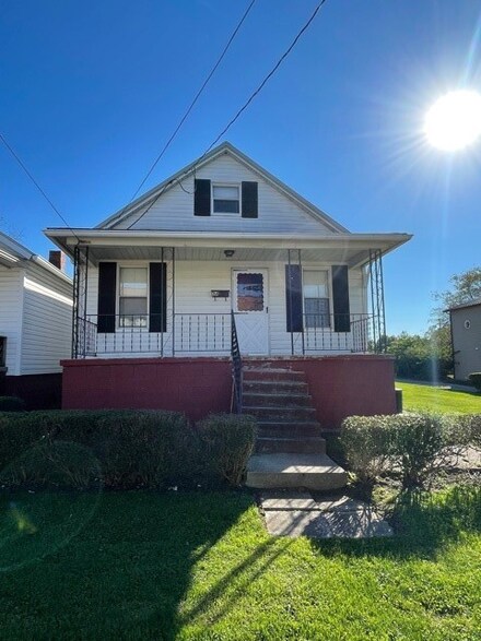 34 W Askren St, Uniontown, PA 15401
