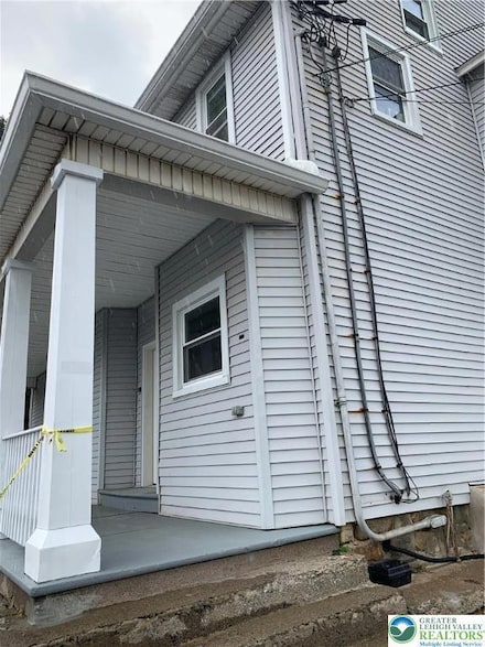 5878 Sullivan Trail Unit B, Nazareth, PA 18064