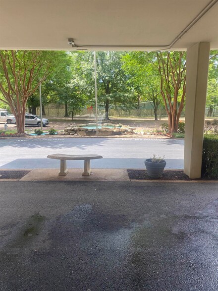 1960 N Parkway Unit 1002, Memphis, TN 38112