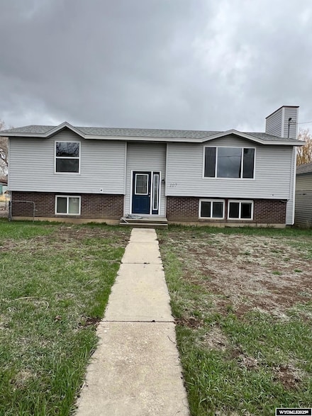 107 Clark St, Hanna, WY 82327
