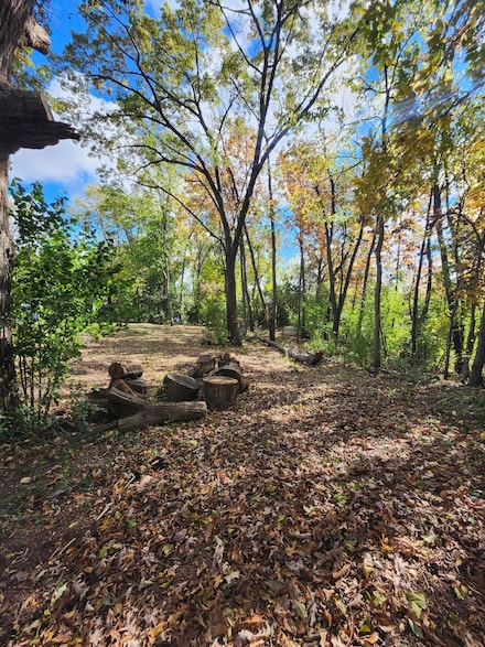 33625 Palm Dr, Burlington, WI 53105