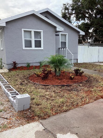 2920 Gillespie Ave, Sarasota, FL 34234