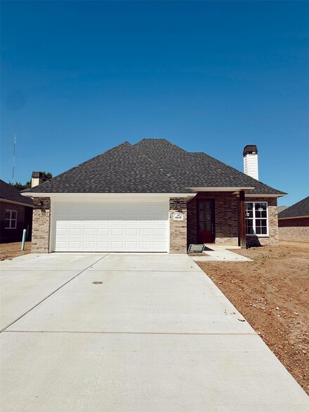 4810 Pin High Cir, Shreveport, LA 71107