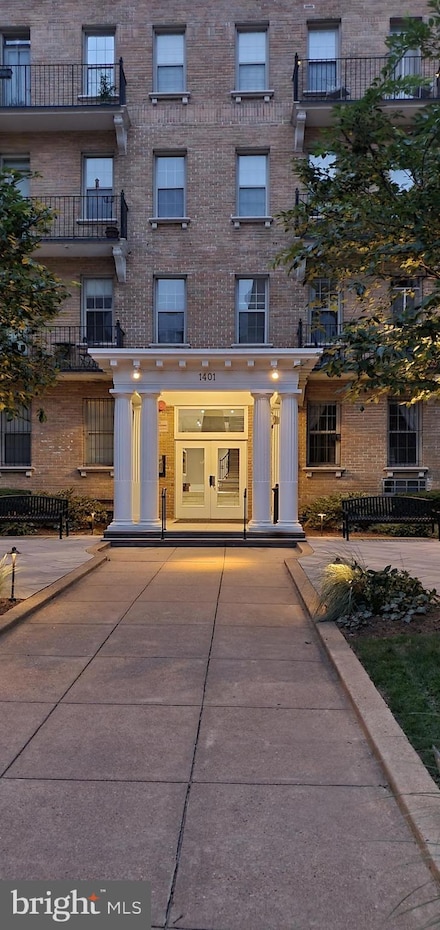 1401 Columbia Rd NW Unit 307, Washington, DC 20009