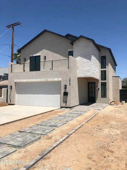 3831 N 8th St, Phoenix, AZ 85014