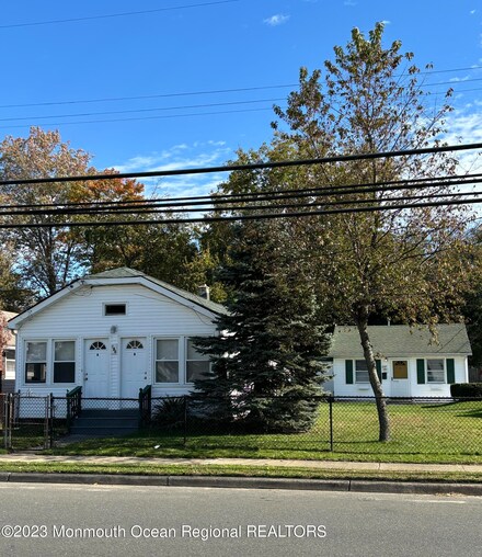 186 Ocean Ave, North Middletown, NJ 07748