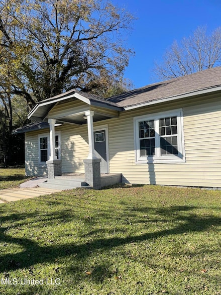 300 Mulberry St, Vaiden, MS 39176
